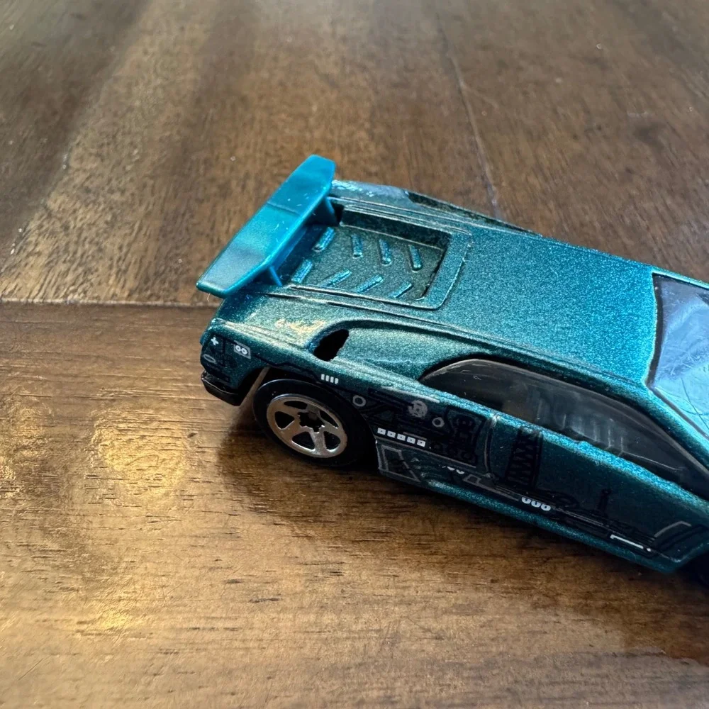 Hot Wheels Lamborghini Diablo 1990 Teal Metallic Circuit Board Graphics 1:64